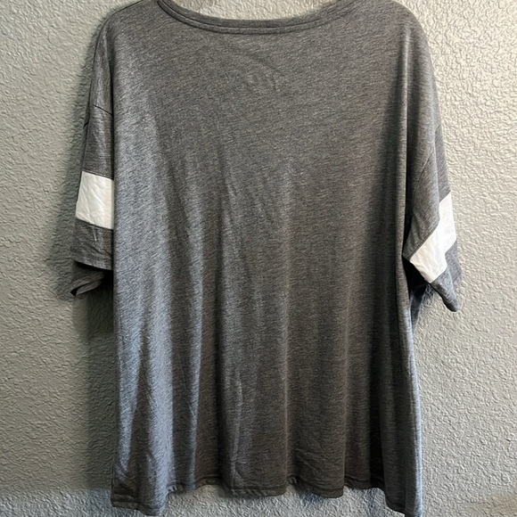 NFL Super Bowl Winner Women Top 3X Kansas City NWOT - Picture 3 of 7